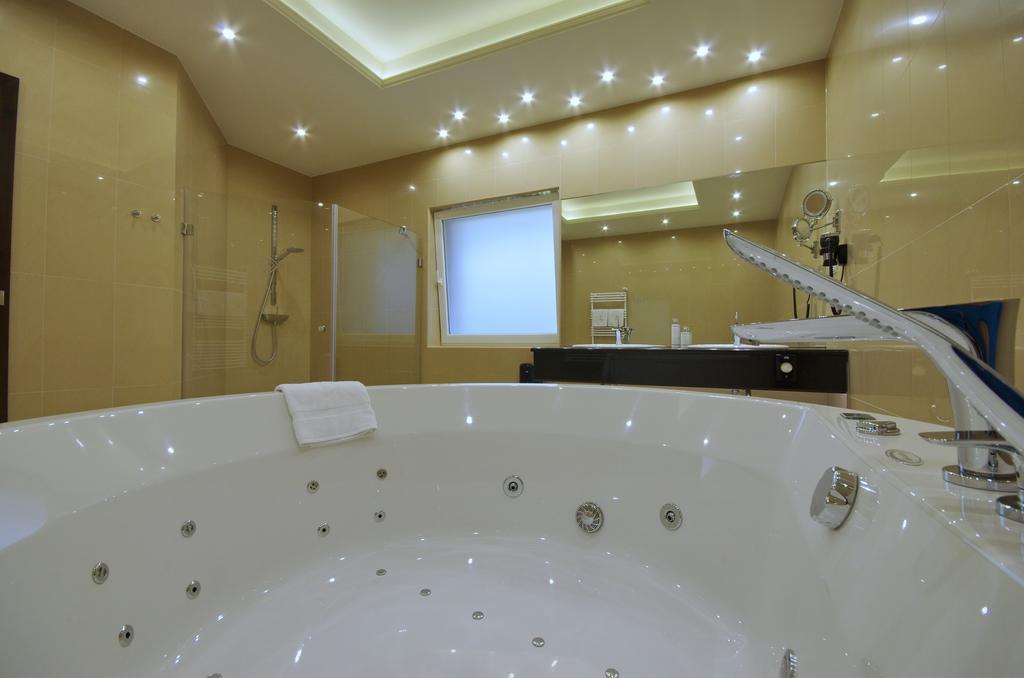 בקשצ'אבה Arcanum Hotel חדר תמונה
