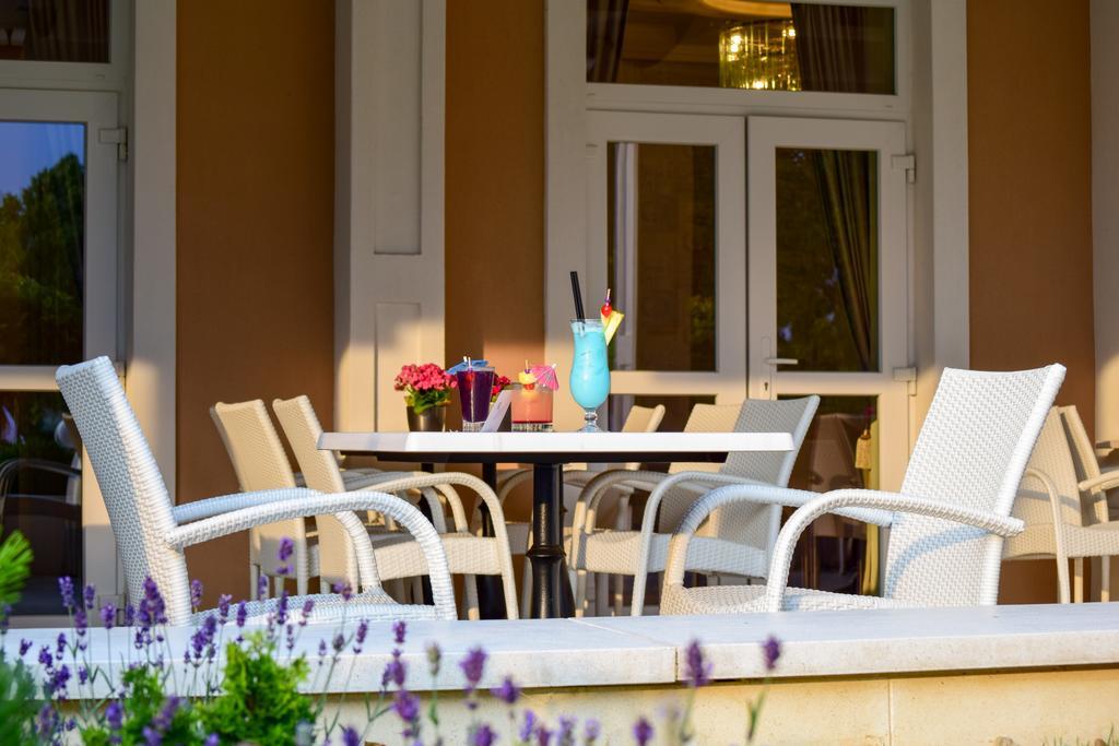 בקשצ'אבה Arcanum Hotel מראה חיצוני תמונה